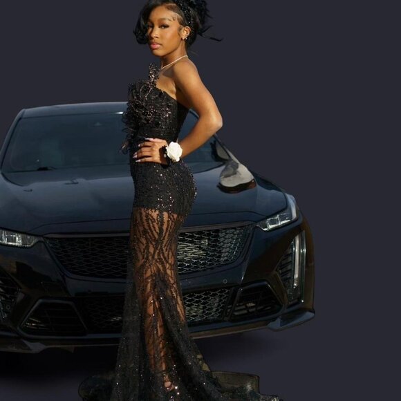 Women's Black Dress - Picture 2 of 3